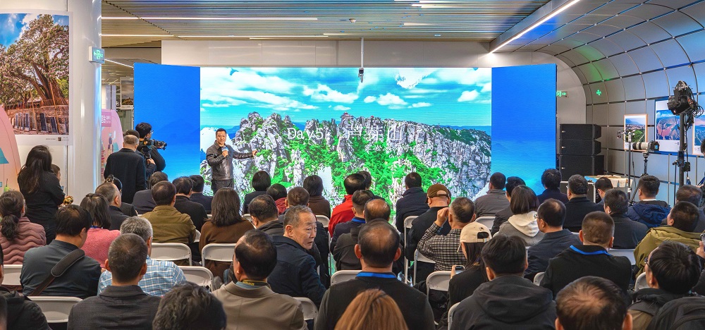 活動(dòng)現(xiàn)場(chǎng)，文旅星推官推介忻州。